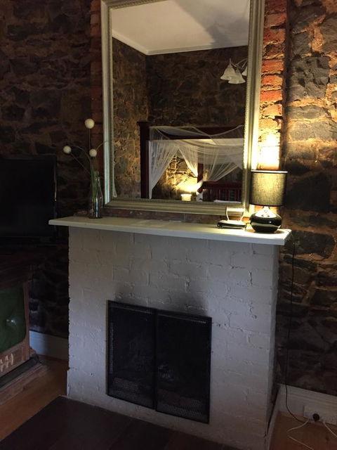 Little River Bed And Breakfast - Hervey Bay Accommodation 11