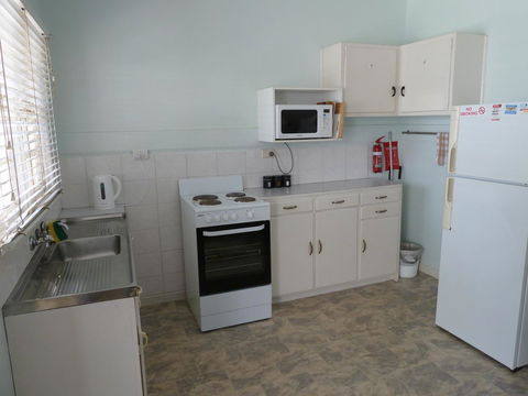 Beachcomber Holiday Units - Tourism Hervey Bay 33