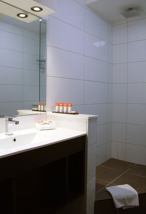 Hotel Grand Chancellor Melbourne - Tourism Hervey Bay 10