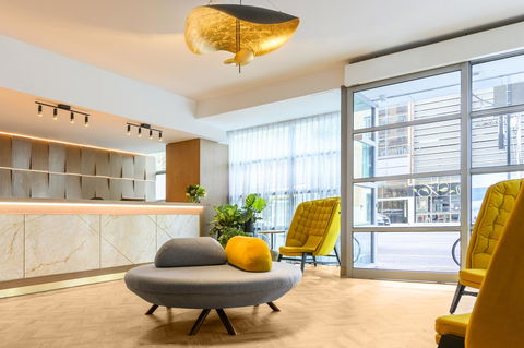 Brady Apartment Hotel Flinders Street - Tourism Hervey Bay 2