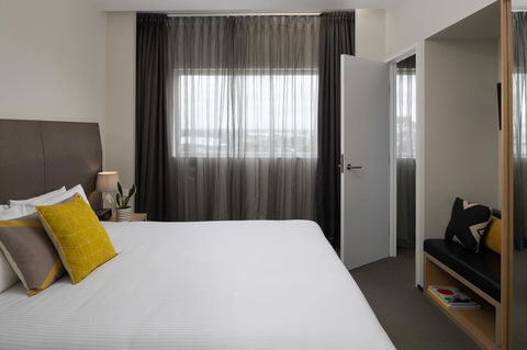 Atura Dandenong - Hervey Bay Accommodation 13