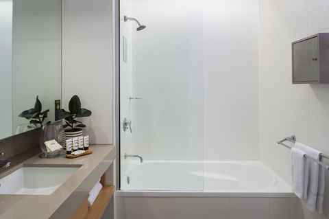 Atura Dandenong - Hervey Bay Accommodation 9