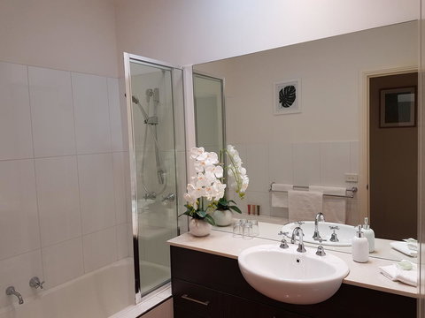 Healesville House - Fig Tree House - Hervey Bay Accommodation 16