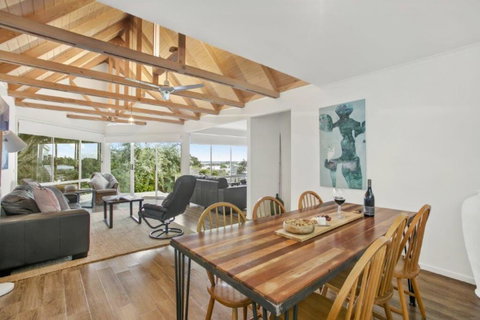 47 Baker Street - Hervey Bay Accommodation 0