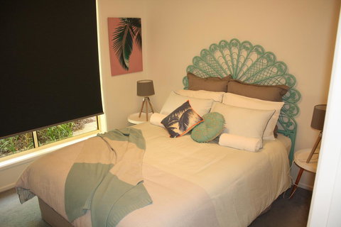 4 Autumn Grove - Hervey Bay Accommodation 3