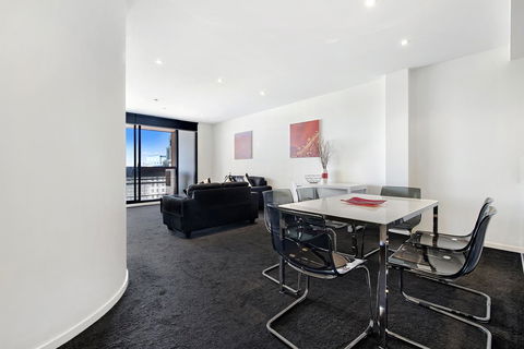 ULTIQA Little Collins (located At The Hero Apartment Building) - Tourism Hervey Bay 33