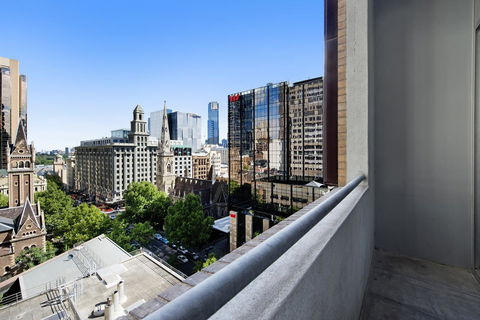 ULTIQA Little Collins (located At The Hero Apartment Building) - Tourism Hervey Bay 2