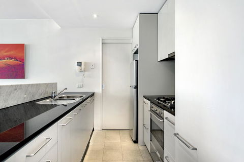 ULTIQA Little Collins (located At The Hero Apartment Building) - Tourism Hervey Bay 12