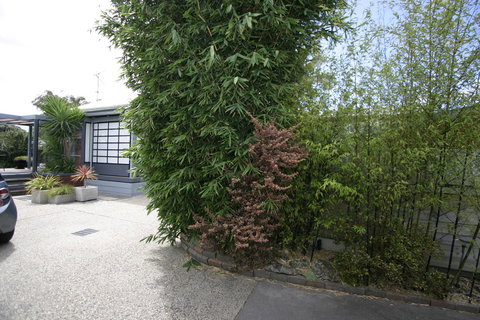 Azen Haven - Hervey Bay Accommodation 24