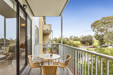 Quest Frankston - Hervey Bay Accommodation 1