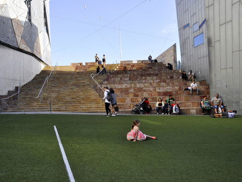 Mono Two On Flinders Street - Tourism Hervey Bay 32