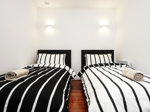 Mono Two On Flinders Street - Tourism Hervey Bay 3