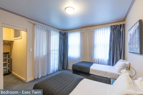 Clocktower Apartment Hotel - Tourism Hervey Bay 8