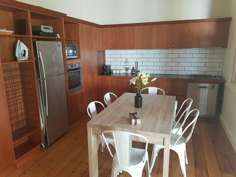 Myers CBD - Hervey Bay Accommodation 9