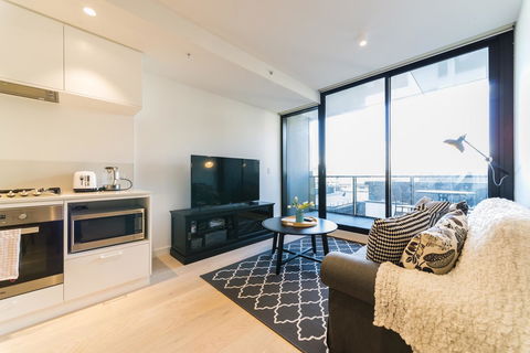 Pride Manor South Yarra - Hervey Bay Accommodation 0