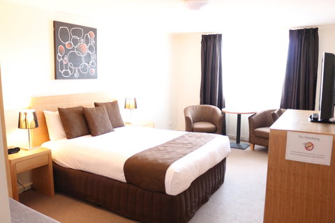 Bairnsdale International - Hervey Bay Accommodation 3