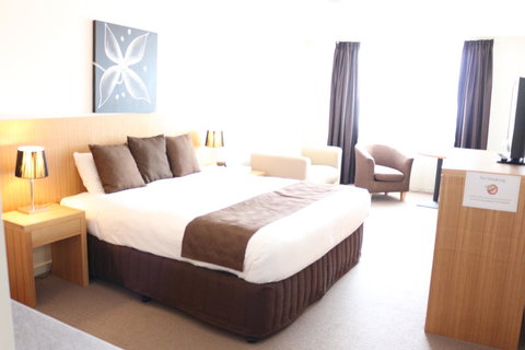 Bairnsdale International - Hervey Bay Accommodation 10