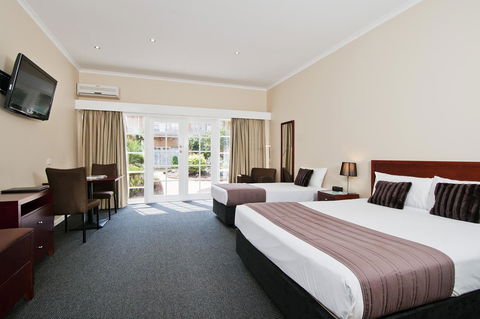 Quality Hotel Melbourne Airport - Tourism Hervey Bay 3