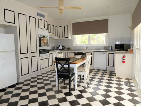 Fairbank House - Hervey Bay Accommodation 10