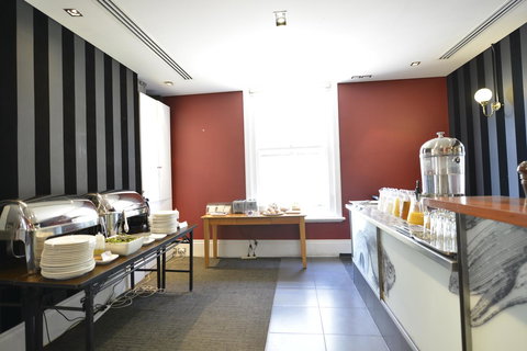 Seasons Heritage Melbourne - Hervey Bay Accommodation 6