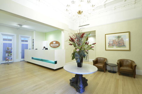 Seasons Heritage Melbourne - Hervey Bay Accommodation 9