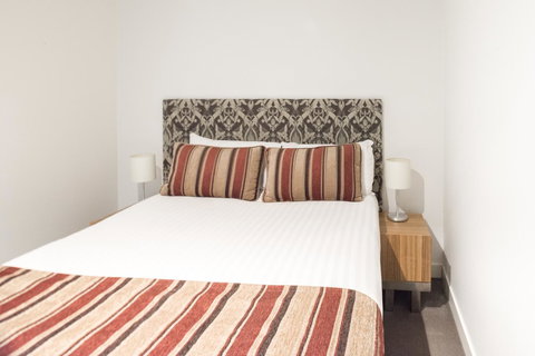 Seasons Heritage Melbourne - Hervey Bay Accommodation 12