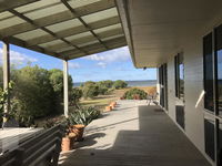 Book Eagle Point Accommodation Vacations Hervey Bay Accommodation Hervey Bay Accommodation