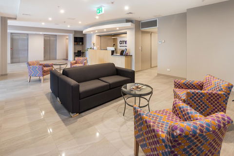 City Edge Dandenong Apartment Hotel - Tourism Hervey Bay 2