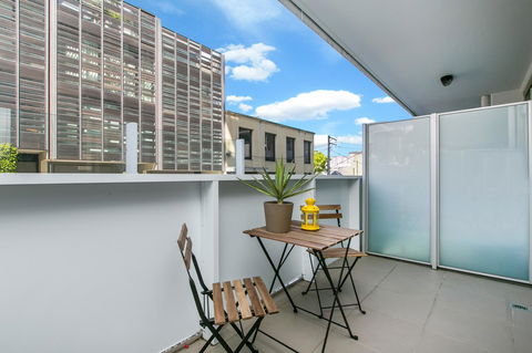 Complete Host The River Apartments - Hervey Bay Accommodation 4
