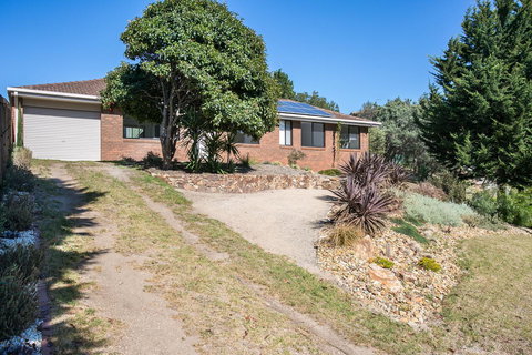 Fairhills - NEW LISTING, Beautifully Styled - Hervey Bay Accommodation 9