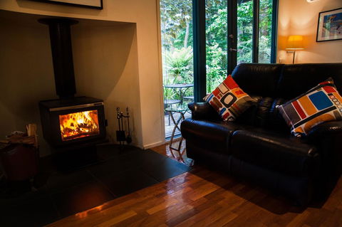 Ashwood Cottages - Hervey Bay Accommodation 26
