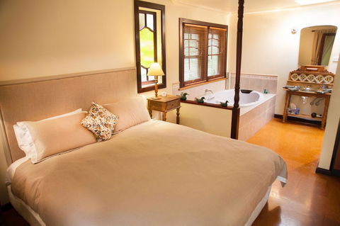 Ashwood Cottages - Hervey Bay Accommodation 8