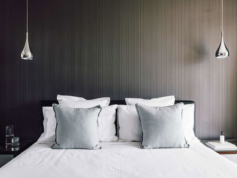 Quay West Suites Melbourne - Hervey Bay Accommodation 36