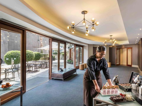 Quay West Suites Melbourne - Hervey Bay Accommodation 30