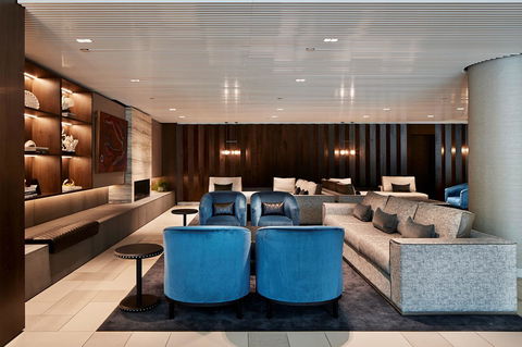 Quay West Suites Melbourne - Hervey Bay Accommodation 9