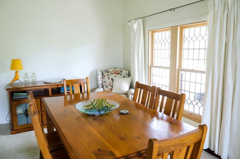 Miss Pym's Cottage - Tourism Hervey Bay 36