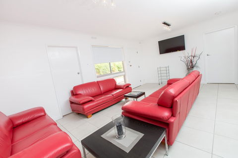 Mildura Holiday Villas - Hervey Bay Accommodation 15