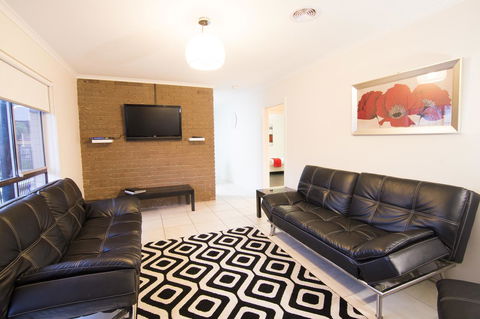 Mildura Holiday Villas - Hervey Bay Accommodation 22