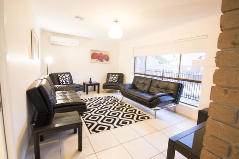 Mildura Holiday Villas - Hervey Bay Accommodation 37