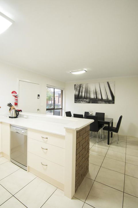 Mildura Holiday Villas - Hervey Bay Accommodation 30