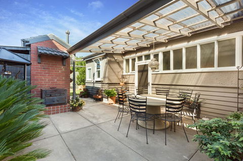 HogmortHomes Neale Street - Hervey Bay Accommodation 11