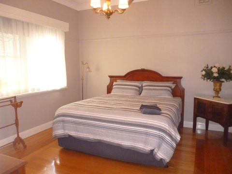 HogmortHomes Neale Street - Hervey Bay Accommodation 2