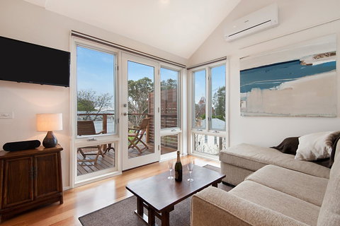 Salt Loft - Hervey Bay Accommodation 1