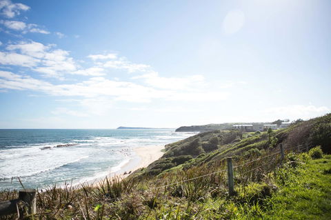Stunning Waterfront Only 10 Minutes To Phillip Island - FREE EV UNIT 7kW For Electric Cars - Pet Friendly, Fireplace FREE WIFI Wine & Chocolates - Tourism Hervey Bay 17
