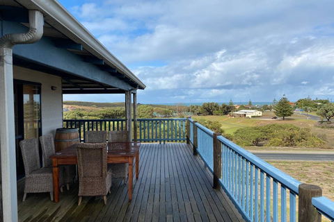 The Birds Nest - Hervey Bay Accommodation 2