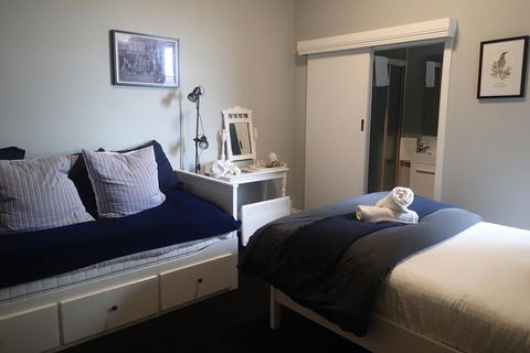 The Bischoff Hotel - Hervey Bay Accommodation 1