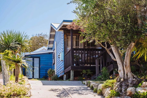 The Blue Beach House - Tourism Hervey Bay 2