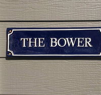 The Bower Kings Cottage - Hervey Bay Accommodation