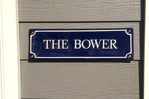 The Bower@ Kings Cottage - Hervey Bay Accommodation 0