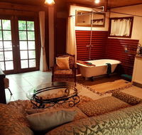 The Cabin - Hervey Bay Accommodation